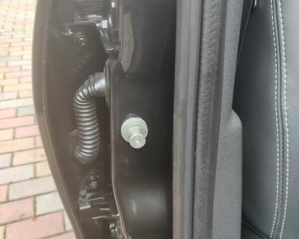 Черный Дачия Сандеро, объемом двигателя 1.2 л и пробегом 155 тыс. км за 4950 $, фото 16 на Automoto.ua