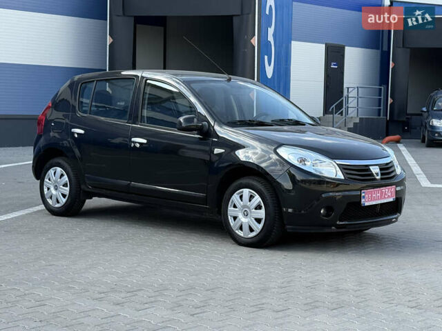 Чорний Дачія Sandero, об'ємом двигуна 1.6 л та пробігом 170 тис. км за 5999 $, фото 4 на Automoto.ua