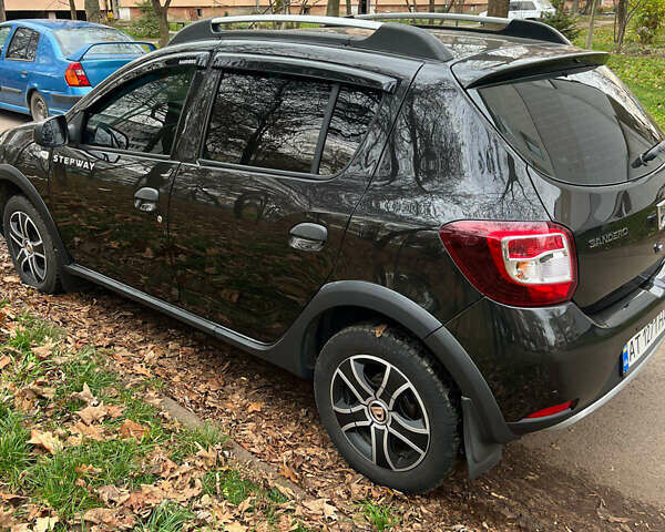 Черный Дачия Сандеро, объемом двигателя 1.5 л и пробегом 215 тыс. км за 7650 $, фото 2 на Automoto.ua