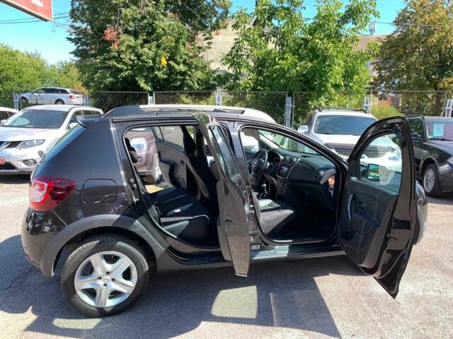 Черный Дачия Сандеро, объемом двигателя 0.9 л и пробегом 211 тыс. км за 6980 $, фото 14 на Automoto.ua