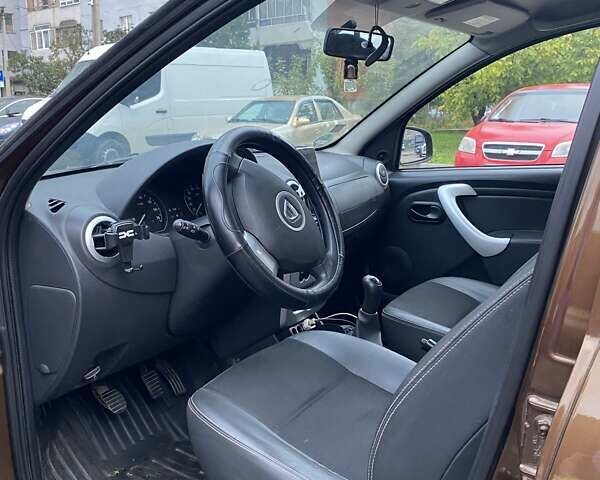 Коричневий Дачія Sandero, об'ємом двигуна 1.46 л та пробігом 213 тис. км за 7000 $, фото 9 на Automoto.ua