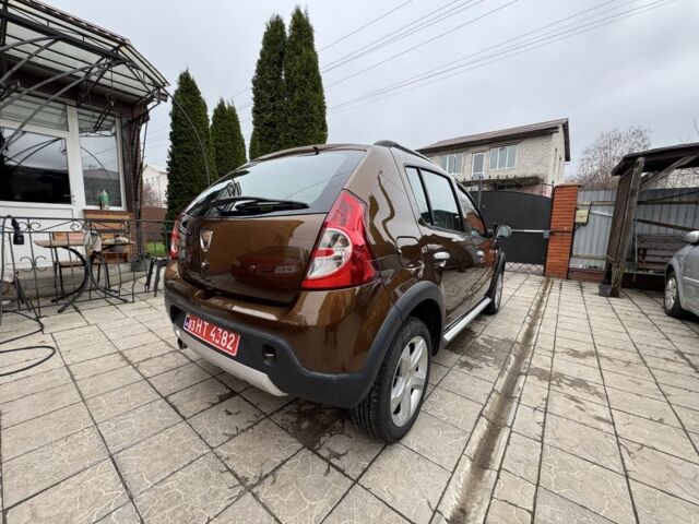 Коричневый Дачия Сандеро, объемом двигателя 1.6 л и пробегом 189 тыс. км за 6300 $, фото 4 на Automoto.ua