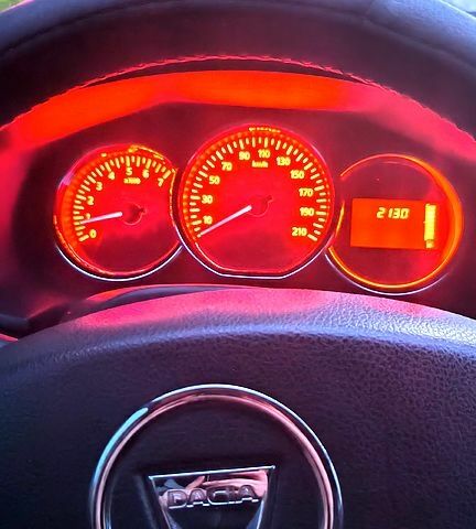 Дачия Сандеро 2016 в Ромнах на Automoto.ua Коричневый Дачия Сандеро, объемом двигателя 1.5 л и пробегом 260 тыс. км за 8300 $, фото 3 на Automoto.ua