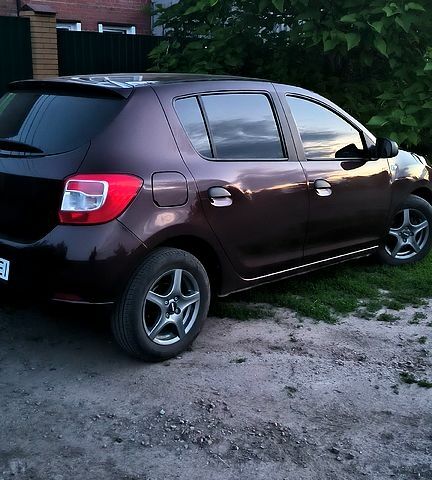 Дачия Сандеро 2016 в Ромнах на Automoto.ua Коричневый Дачия Сандеро, объемом двигателя 1.5 л и пробегом 260 тыс. км за 8300 $, фото 5 на Automoto.ua