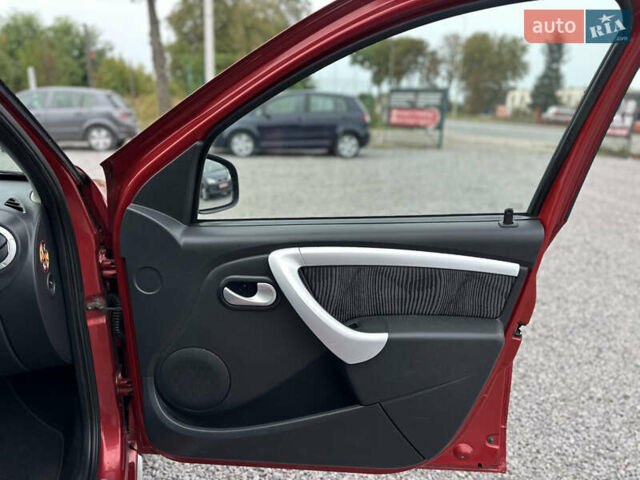 Червоний Дачія Sandero, об'ємом двигуна 1.4 л та пробігом 166 тис. км за 5600 $, фото 40 на Automoto.ua