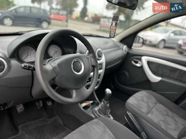 Червоний Дачія Sandero, об'ємом двигуна 1.4 л та пробігом 166 тис. км за 5600 $, фото 23 на Automoto.ua