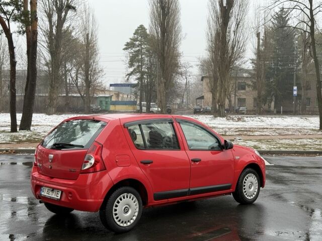 Червоний Дачія Sandero, об'ємом двигуна 1.4 л та пробігом 168 тис. км за 4500 $, фото 5 на Automoto.ua