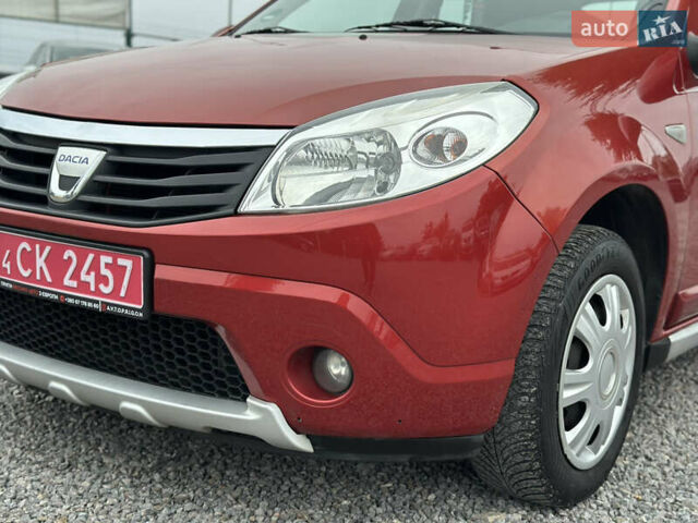 Червоний Дачія Sandero, об'ємом двигуна 1.4 л та пробігом 166 тис. км за 5600 $, фото 4 на Automoto.ua