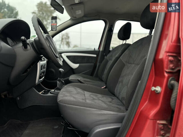 Червоний Дачія Sandero, об'ємом двигуна 1.4 л та пробігом 166 тис. км за 5600 $, фото 26 на Automoto.ua