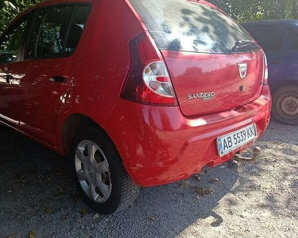 Дачия Сандеро 2008 в Виннице на Automoto.ua Красный Дачия Сандеро, объемом двигателя 1.6 л и пробегом 195 тыс. км за 4495 $, фото 5 на Automoto.ua