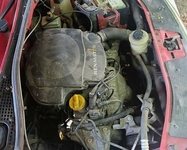 Дачия Сандеро 2008 в Виннице на Automoto.ua Красный Дачия Сандеро, объемом двигателя 1.6 л и пробегом 195 тыс. км за 4495 $, фото 13 на Automoto.ua