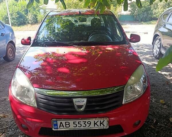 Дачия Сандеро 2008 в Виннице на Automoto.ua Красный Дачия Сандеро, объемом двигателя 1.6 л и пробегом 195 тыс. км за 4495 $, фото 4 на Automoto.ua