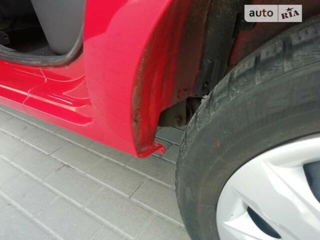 Красный Дачия Сандеро, объемом двигателя 1.4 л и пробегом 163 тыс. км за 4600 $, фото 16 на Automoto.ua