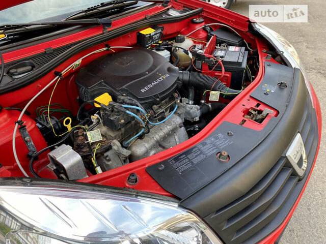 Красный Дачия Сандеро, объемом двигателя 1.4 л и пробегом 179 тыс. км за 4600 $, фото 205 на Automoto.ua