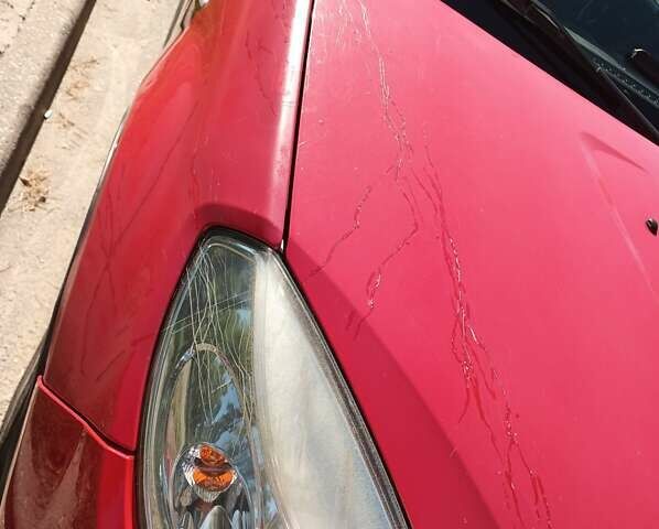 Красный Дачия Сандеро, объемом двигателя 1.39 л и пробегом 192 тыс. км за 3999 $, фото 5 на Automoto.ua