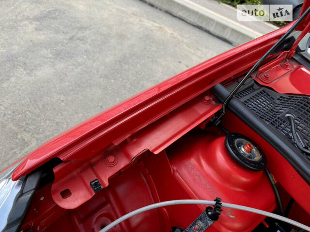 Красный Дачия Сандеро, объемом двигателя 1.4 л и пробегом 179 тыс. км за 4600 $, фото 200 на Automoto.ua