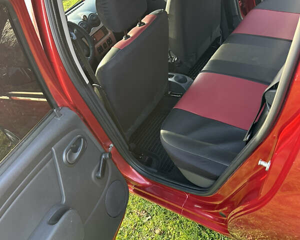 Червоний Дачія Sandero, об'ємом двигуна 1.4 л та пробігом 180 тис. км за 4800 $, фото 17 на Automoto.ua