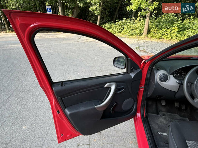 Красный Дачия Сандеро, объемом двигателя 1.39 л и пробегом 160 тыс. км за 3650 $, фото 13 на Automoto.ua