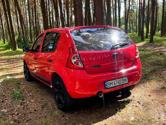 Красный Дачия Сандеро, объемом двигателя 1.1 л и пробегом 300 тыс. км за 3600 $, фото 9 на Automoto.ua
