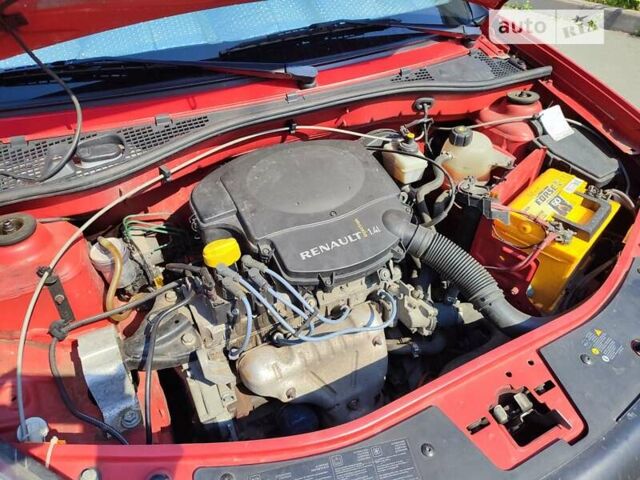 Червоний Дачія Sandero, об'ємом двигуна 1.4 л та пробігом 132 тис. км за 4150 $, фото 1 на Automoto.ua