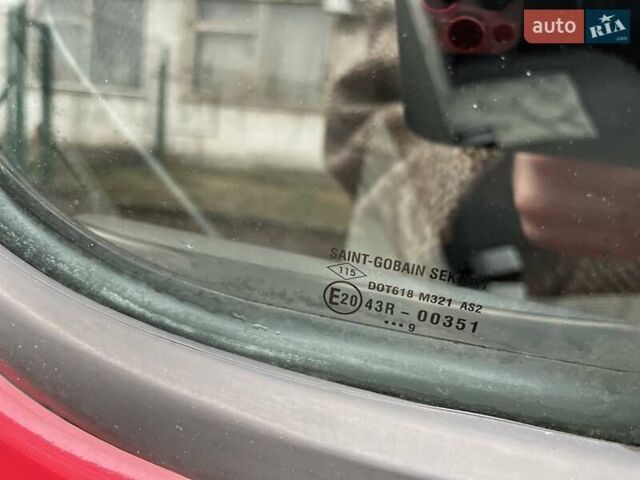 Красный Дачия Сандеро, объемом двигателя 1.2 л и пробегом 205 тыс. км за 4800 $, фото 62 на Automoto.ua