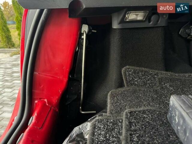 Дачія Sandero 2009 у Луцьку на Automoto.ua Червоний Дачія Sandero, об'ємом двигуна 1.4 л та пробігом 212 тис. км за 3950 $, фото 20 на Automoto.ua