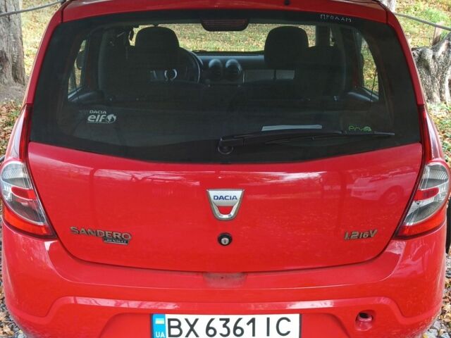 Червоний Дачія Sandero, об'ємом двигуна 1.1 л та пробігом 207 тис. км за 4500 $, фото 1 на Automoto.ua