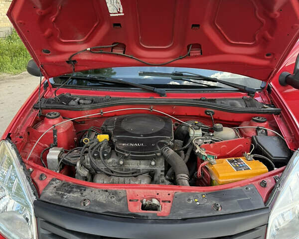 Червоний Дачія Sandero, об'ємом двигуна 1.39 л та пробігом 235 тис. км за 4050 $, фото 6 на Automoto.ua