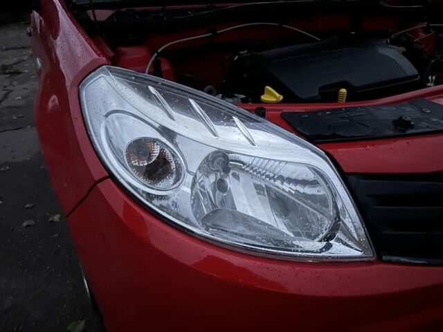 Червоний Дачія Sandero, об'ємом двигуна 1.1 л та пробігом 174 тис. км за 2999 $, фото 19 на Automoto.ua