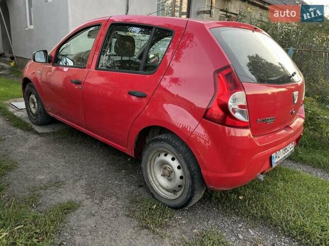 Червоний Дачія Sandero, об'ємом двигуна 1.4 л та пробігом 260 тис. км за 3200 $, фото 4 на Automoto.ua