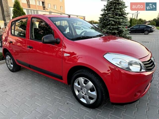 Червоний Дачія Sandero, об'ємом двигуна 1.39 л та пробігом 164 тис. км за 4200 $, фото 4 на Automoto.ua