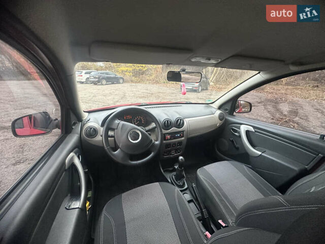 Красный Дачия Сандеро, объемом двигателя 1.39 л и пробегом 175 тыс. км за 4400 $, фото 18 на Automoto.ua