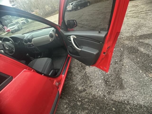 Красный Дачия Сандеро, объемом двигателя 1.4 л и пробегом 175 тыс. км за 4400 $, фото 22 на Automoto.ua