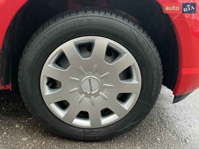 Красный Дачия Сандеро, объемом двигателя 1.2 л и пробегом 205 тыс. км за 4800 $, фото 56 на Automoto.ua