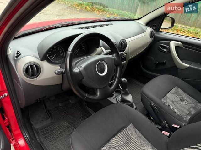 Красный Дачия Сандеро, объемом двигателя 1.39 л и пробегом 164 тыс. км за 4000 $, фото 15 на Automoto.ua