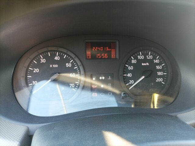 Червоний Дачія Sandero, об'ємом двигуна 0 л та пробігом 224 тис. км за 3400 $, фото 4 на Automoto.ua