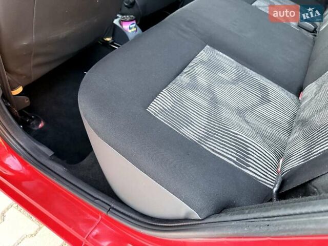 Червоний Дачія Sandero, об'ємом двигуна 1.39 л та пробігом 164 тис. км за 4200 $, фото 22 на Automoto.ua
