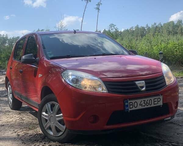 Червоний Дачія Sandero, об'ємом двигуна 1.39 л та пробігом 181 тис. км за 3999 $, фото 13 на Automoto.ua