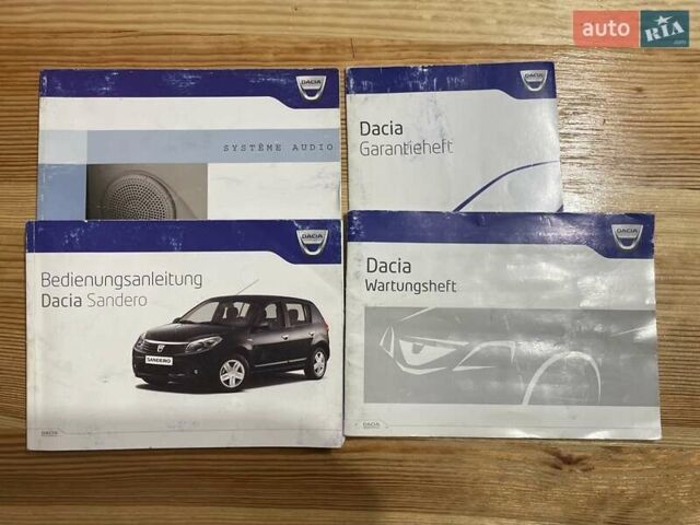 Красный Дачия Сандеро, объемом двигателя 1.2 л и пробегом 205 тыс. км за 4800 $, фото 67 на Automoto.ua