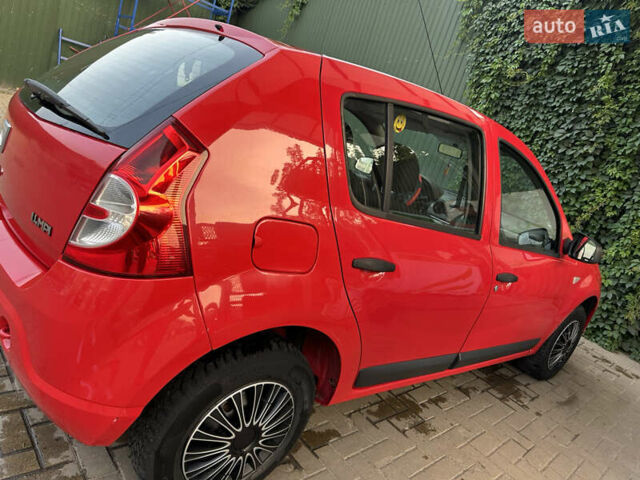 Червоний Дачія Sandero, об'ємом двигуна 1.4 л та пробігом 182 тис. км за 4300 $, фото 19 на Automoto.ua
