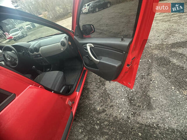 Красный Дачия Сандеро, объемом двигателя 1.39 л и пробегом 175 тыс. км за 4400 $, фото 19 на Automoto.ua