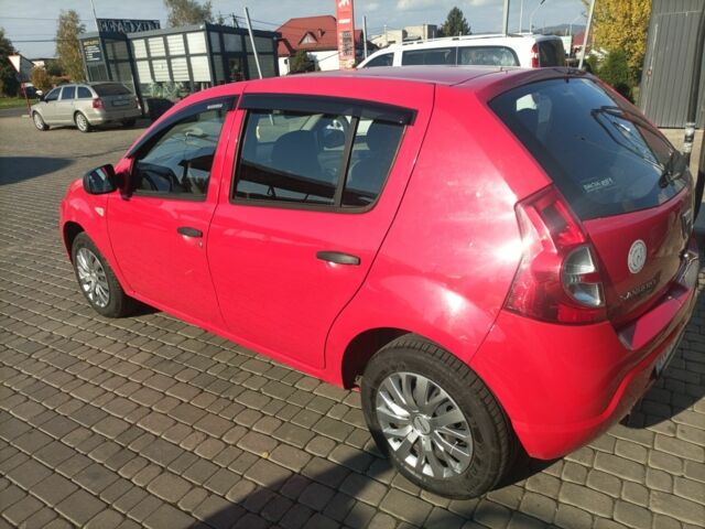 Червоний Дачія Sandero, об'ємом двигуна 0 л та пробігом 224 тис. км за 3400 $, фото 3 на Automoto.ua