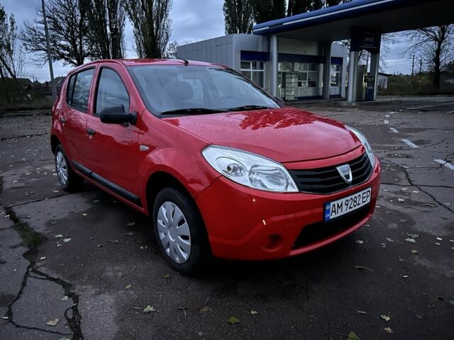 Червоний Дачія Sandero, об'ємом двигуна 1.1 л та пробігом 174 тис. км за 2999 $, фото 1 на Automoto.ua