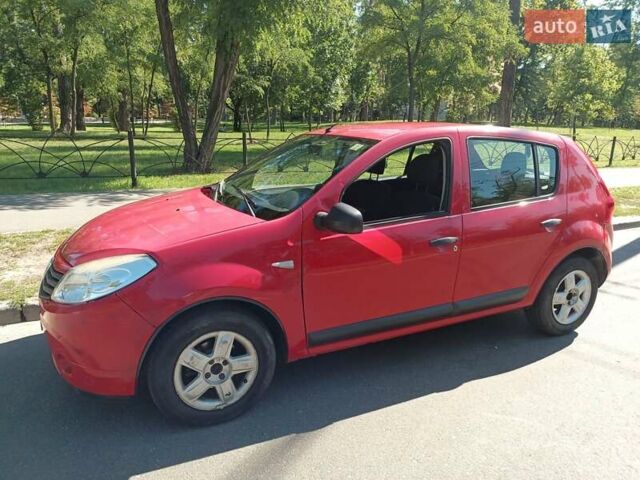 Красный Дачия Сандеро, объемом двигателя 1.39 л и пробегом 192 тыс. км за 3999 $, фото 10 на Automoto.ua