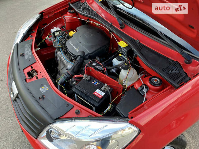 Красный Дачия Сандеро, объемом двигателя 1.4 л и пробегом 179 тыс. км за 4600 $, фото 196 на Automoto.ua