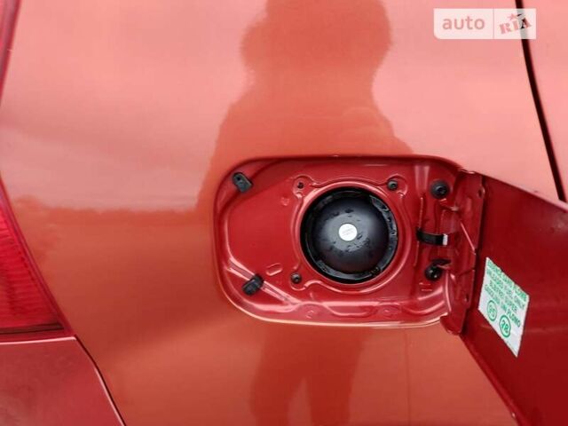 Красный Дачия Сандеро, объемом двигателя 1.39 л и пробегом 110 тыс. км за 4200 $, фото 9 на Automoto.ua