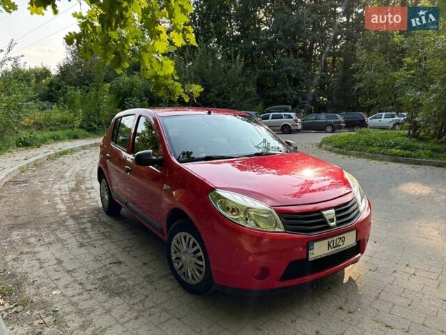 Красный Дачия Сандеро, объемом двигателя 1.39 л и пробегом 160 тыс. км за 3650 $, фото 7 на Automoto.ua