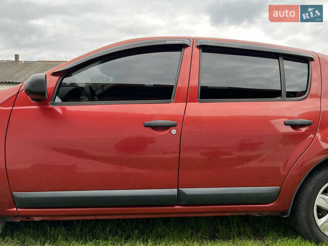 Червоний Дачія Sandero, об'ємом двигуна 1.4 л та пробігом 180 тис. км за 4800 $, фото 11 на Automoto.ua