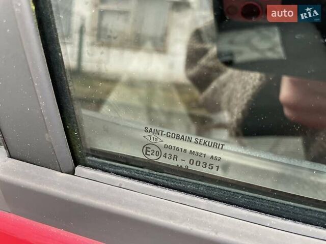 Красный Дачия Сандеро, объемом двигателя 1.2 л и пробегом 205 тыс. км за 4800 $, фото 63 на Automoto.ua