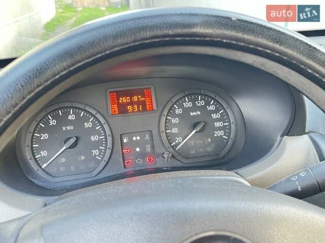 Червоний Дачія Sandero, об'ємом двигуна 1.4 л та пробігом 260 тис. км за 3200 $, фото 7 на Automoto.ua